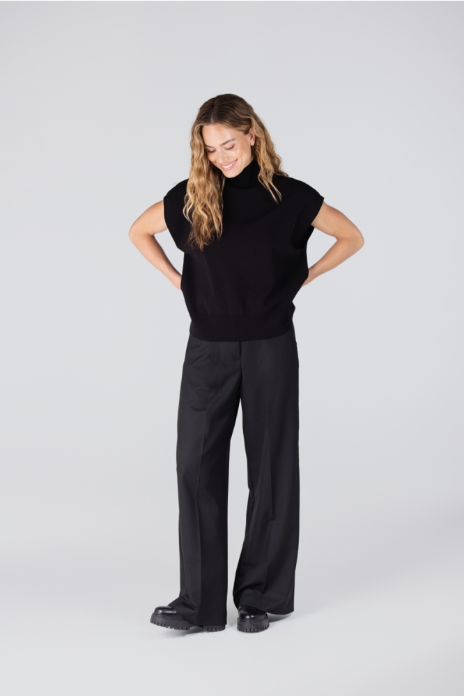 BRACHA W25 TRUI FN 153 000999 BLACK